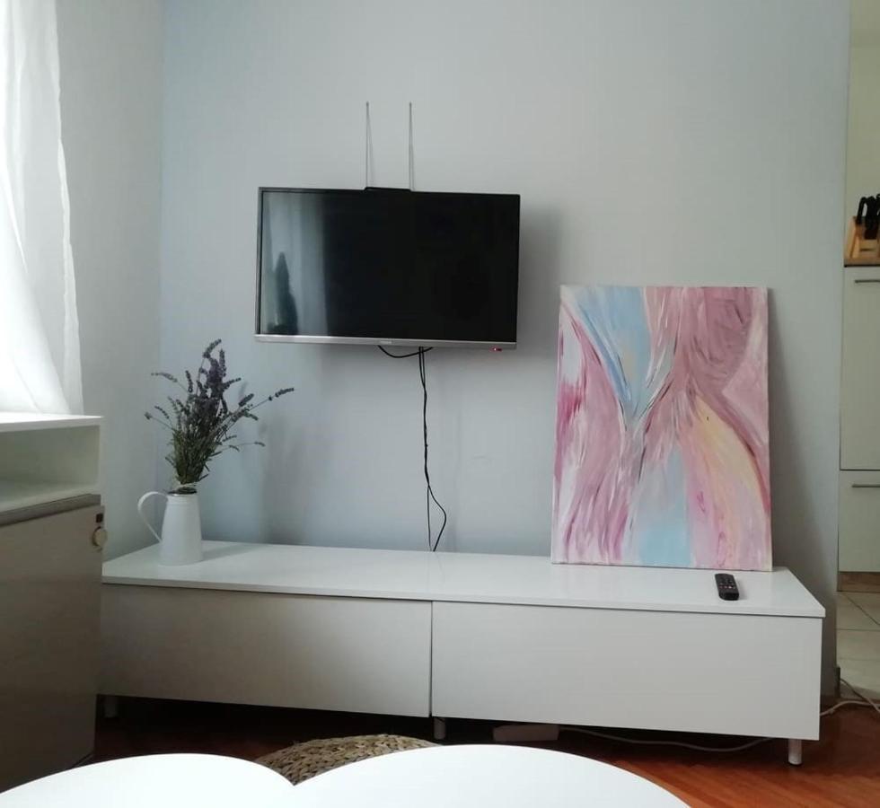 Mystra Apartment Pula Luaran gambar