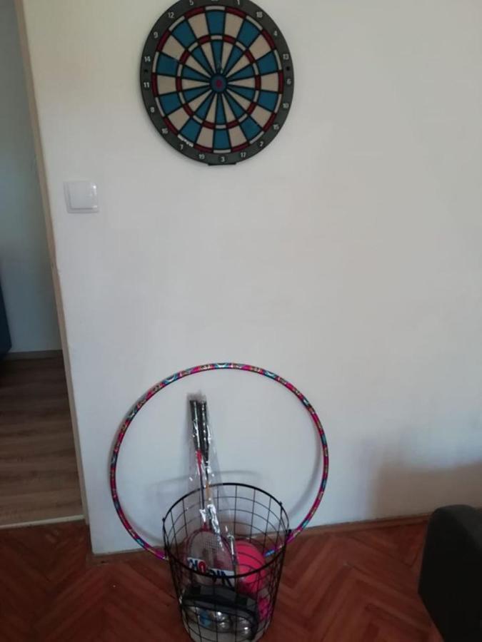 Mystra Apartment Pula Luaran gambar