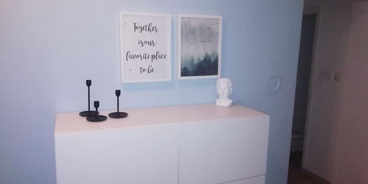 Mystra Apartment Pula Luaran gambar
